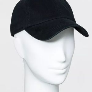 Universal Thread Black Baseball Hat